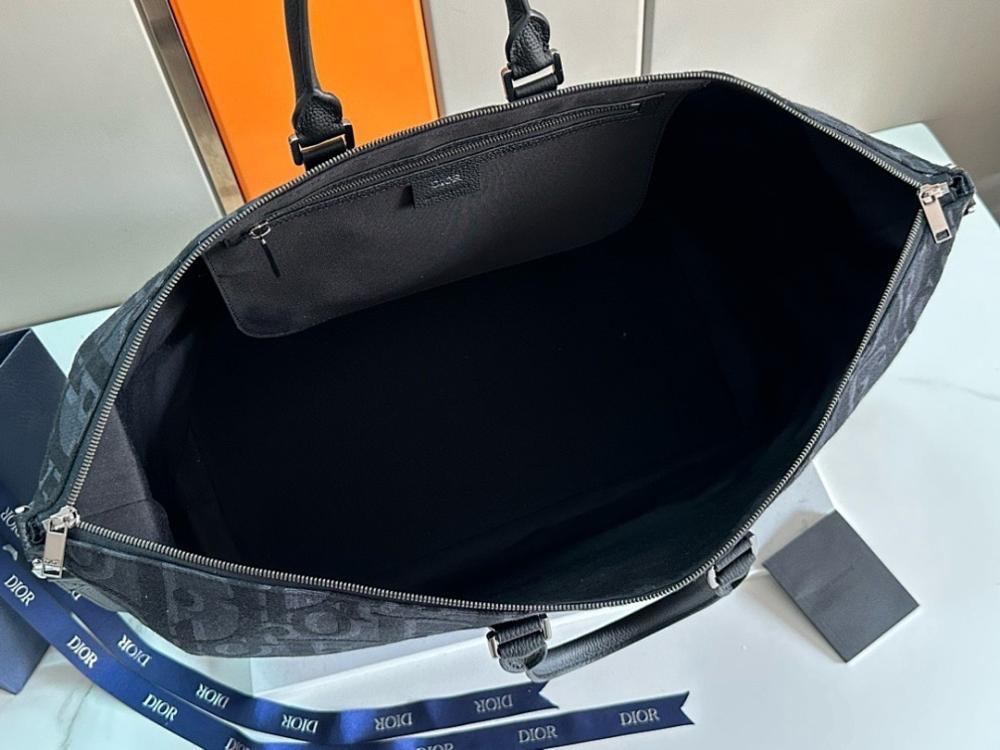 Stylish Black Printed Leather Shoulder Bag – Special Edition