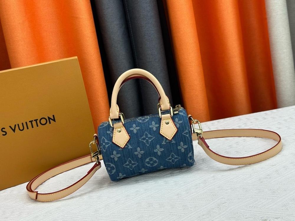 Stylish Refined Leather Shoulder Bag