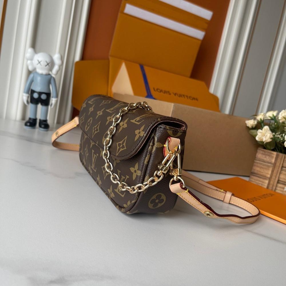 Luxury Stylish Monogram Leather Shoulder Bag