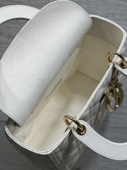 Alma Leather Shoulder Bag