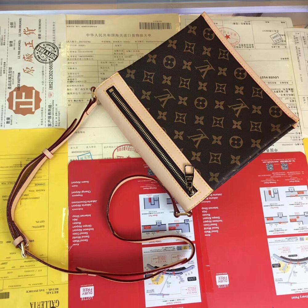 Italian-Inspired Elegant Leather Bag