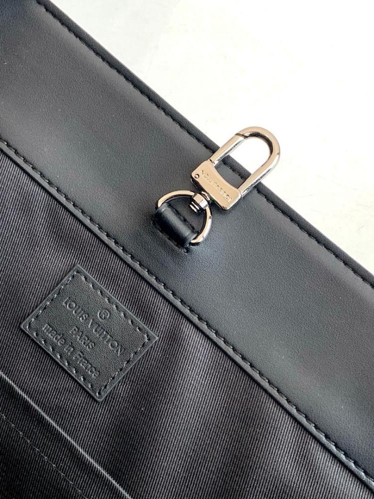 Modern Leather Shoulder Bag – Special Edition