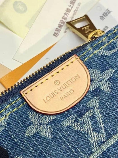 Stylish Refined Blue Calfskin Wallet