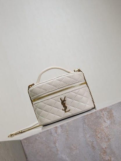 Gaby Shoulder Bag