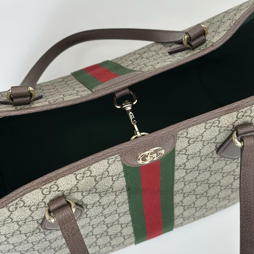 Classic Shoulder Bag