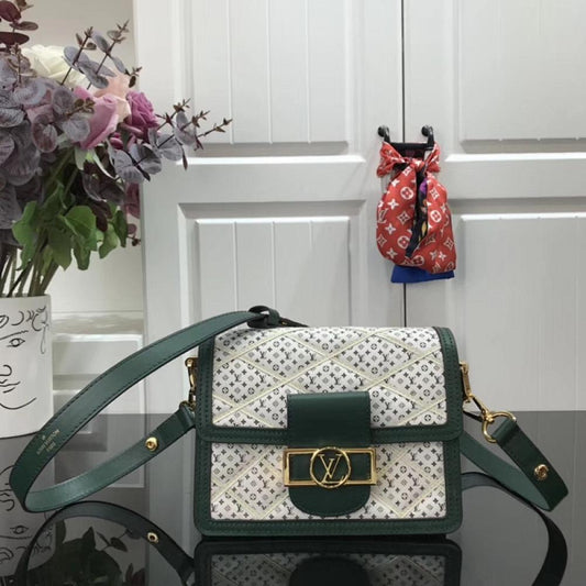 Classic Shoulder Bag