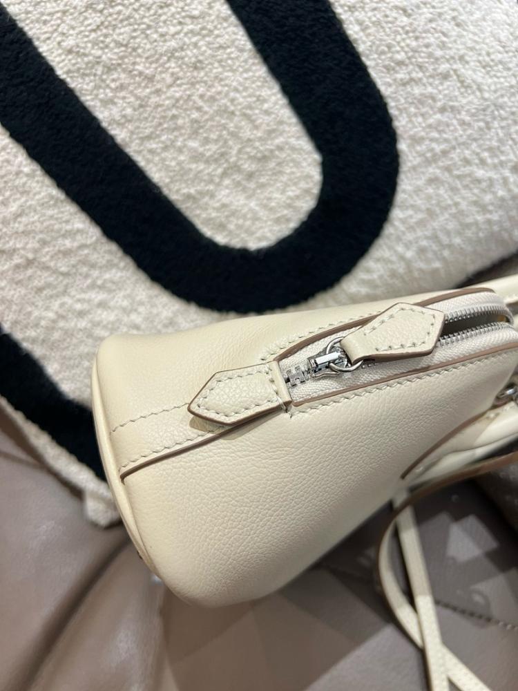 Elegant Stylish Leather Top Handle Bag