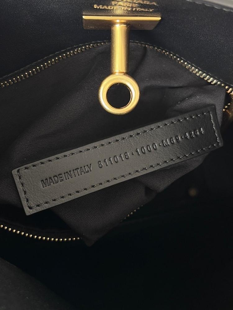 Modern Luxury Shoulder Bag