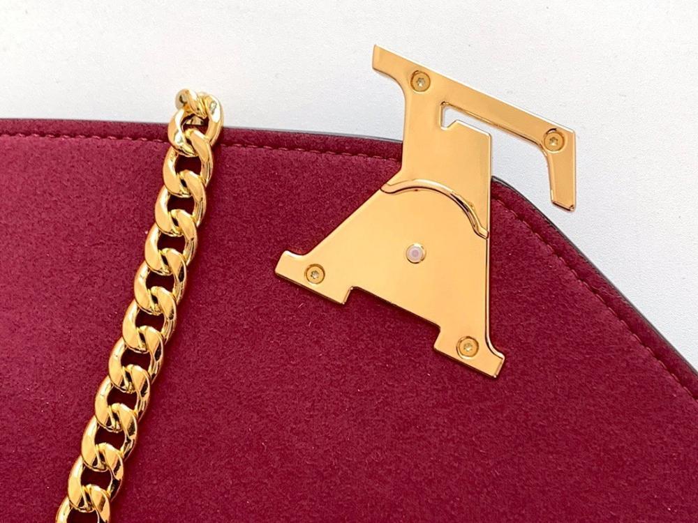 Italian-Inspired Elegant Leather Crossbody Bag