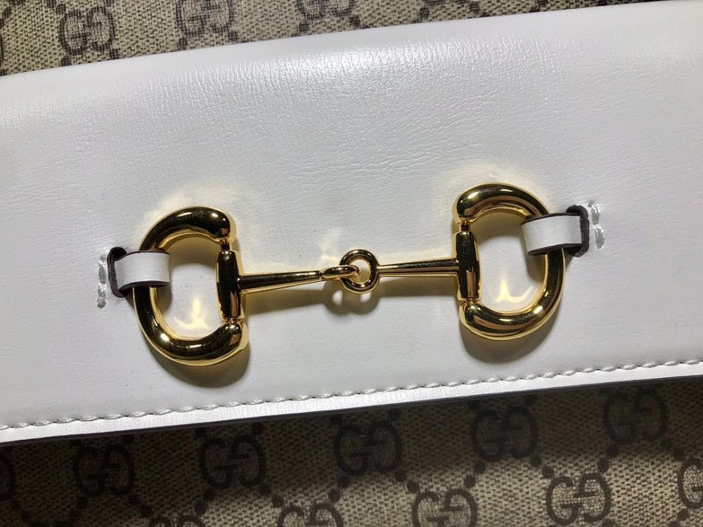 Stylish Shoulder Bag – Limited Edition