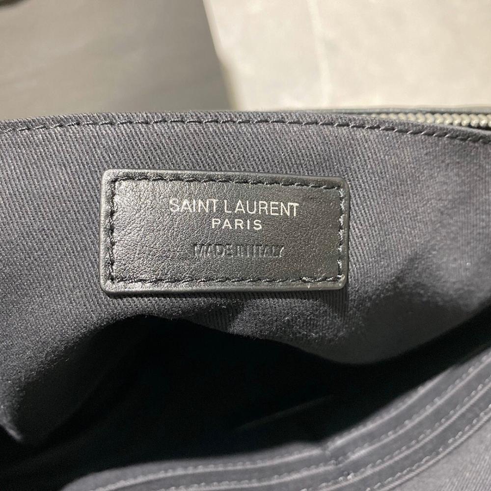 Stylish Calfskin Crossbody Bag – Limited Edition