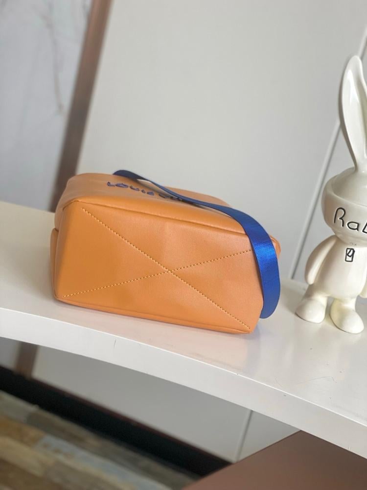 Modern Refined Leather Tote Bag