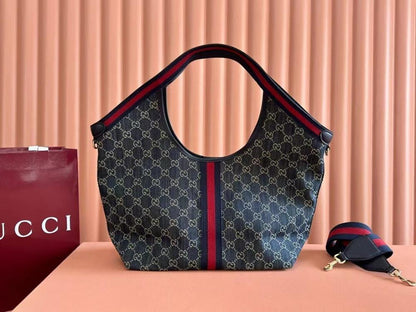 Elegant Top Handle Bag – Limited Edition