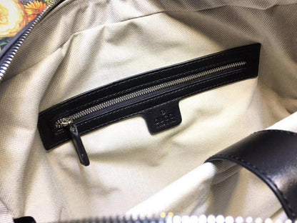 Elegant Refined Shoulder Bag