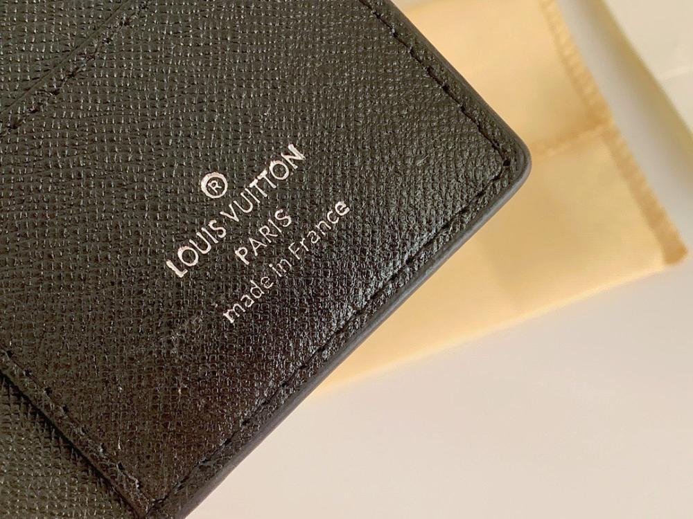 Modern Elegant Leather Wallet – Limited Edition