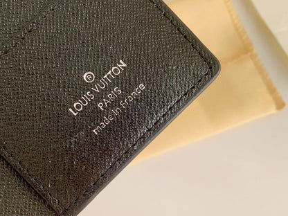 Modern Elegant Leather Wallet – Limited Edition