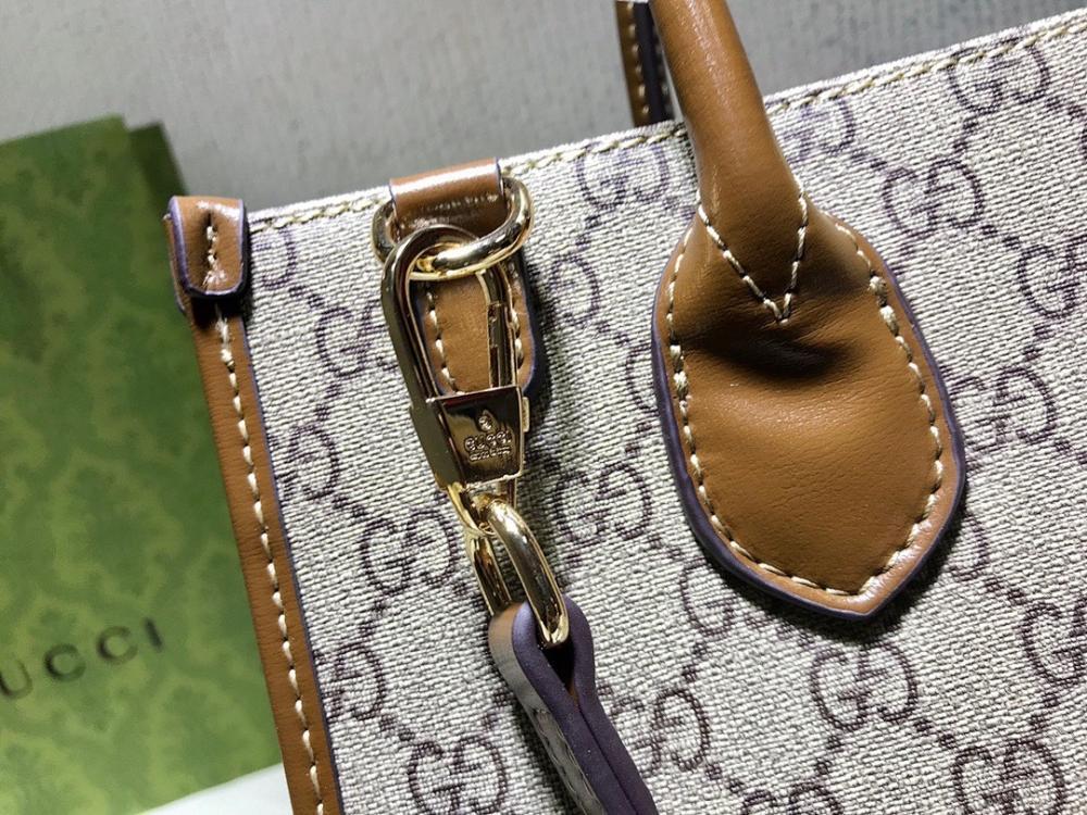 Modern Refined Shoulder Bag