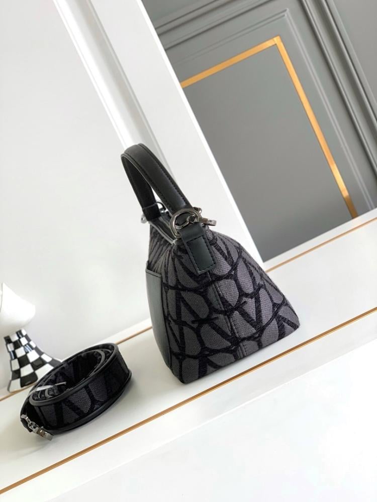 Modern Elegant Embroidered Shoulder Bag
