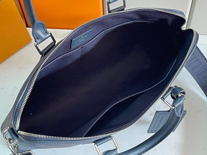 Modern Luxury Quilted Leather Shoulder Bag