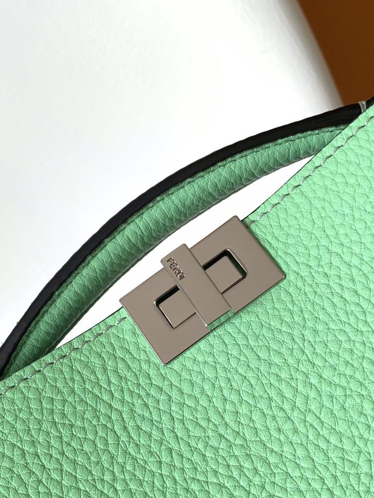 Classic Shoulder Bag