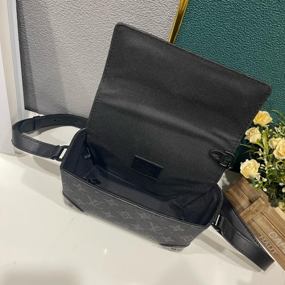 Classic Luxury Shoulder Bag