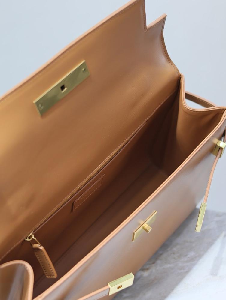 Modern Elegant Leather Shoulder Bag – Limited Edition