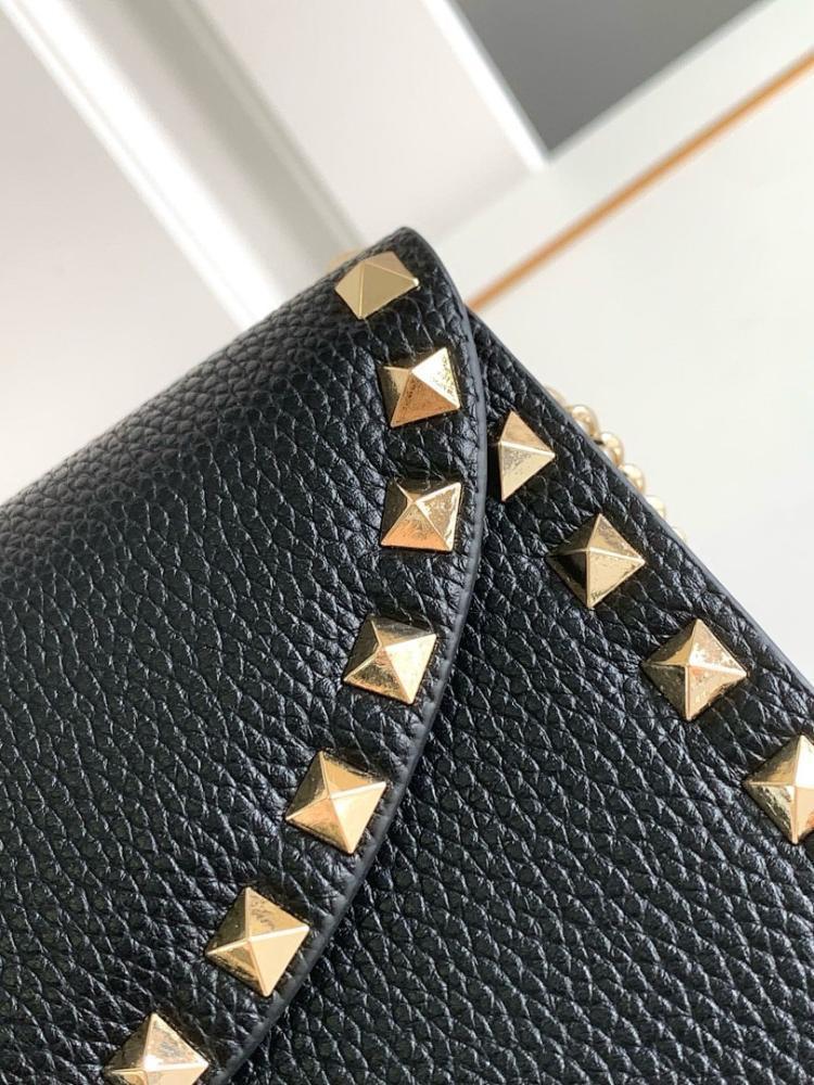 Stylish Refined Studded Leather Crossbody Bag