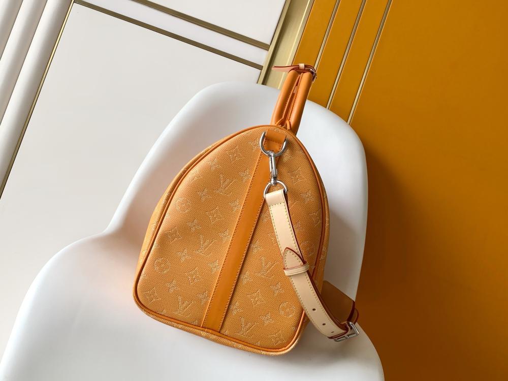 Alma Travel Bag