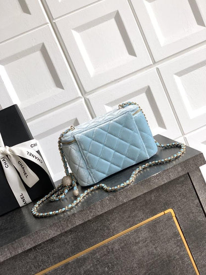 Alma Embroidered Wallet