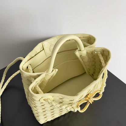 Classic Leather Shoulder Bag