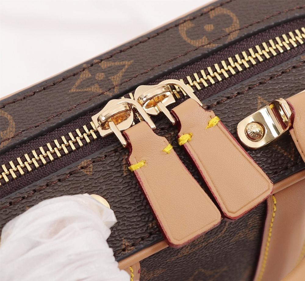 Luxury Elegant Gold Monogram Calfskin Shoulder Bag
