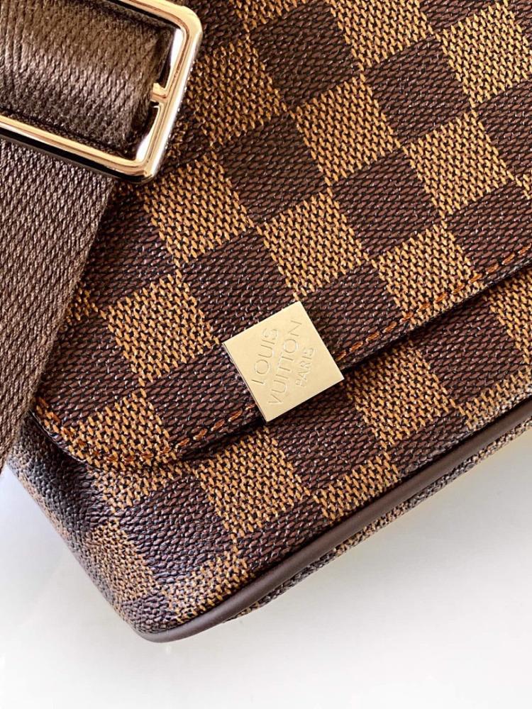 Modern Stylish Crossbody Bag