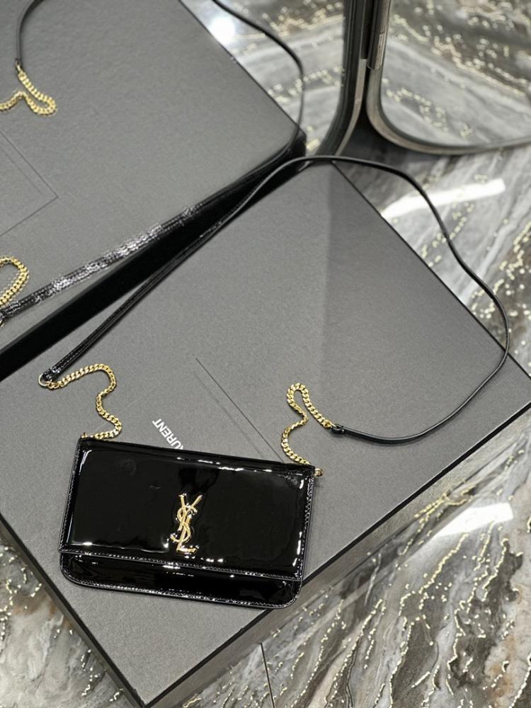 Classic Modern Bag