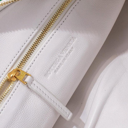 Classic Italian-Inspired Woven Lambskin Shoulder Bag
