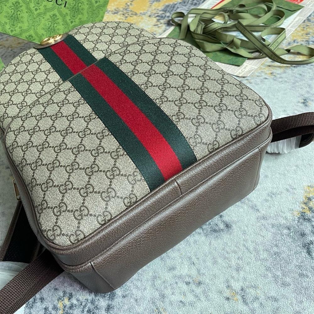 Modern Italian-Inspired Shoulder Bag