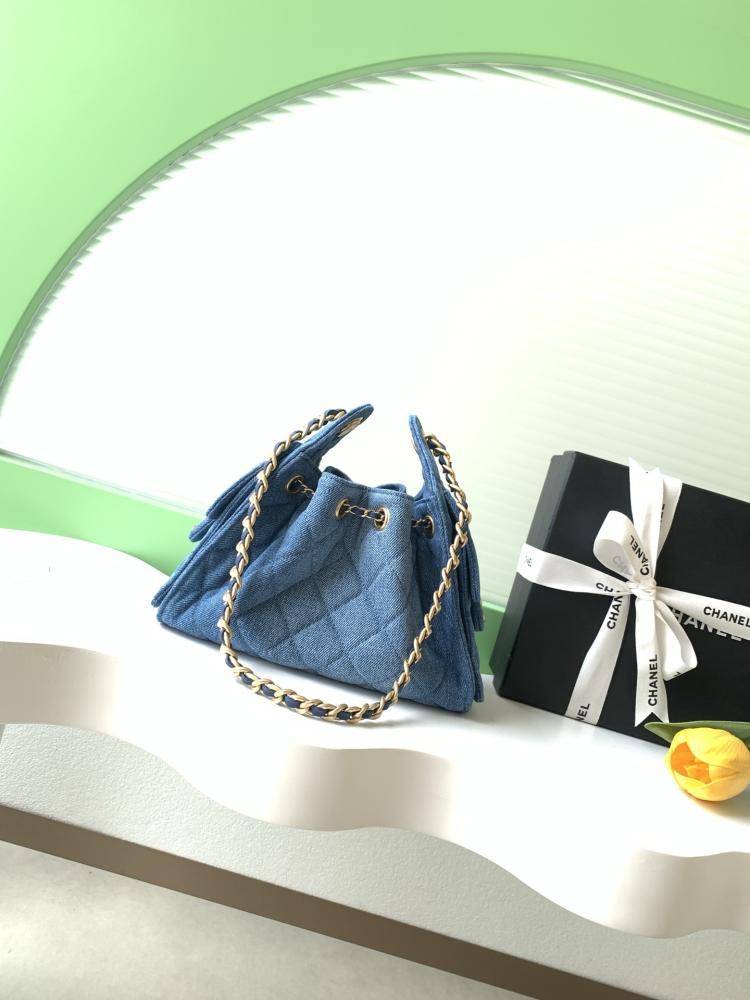 Elegant Hobo Bag