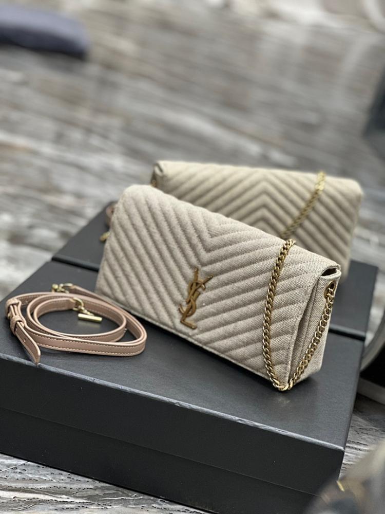 Alma Leather Shoulder Bag
