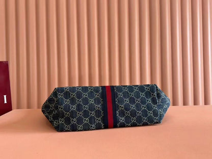 Elegant Top Handle Bag – Limited Edition