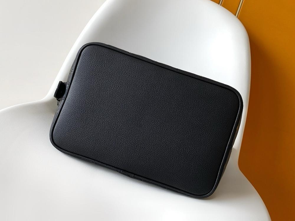 Elegant Stylish Monogram Leather Travel Bag – Limited Edition