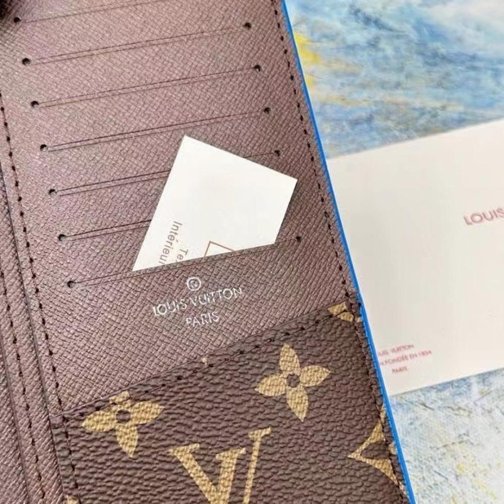 Stylish Refined Quilted Wallet