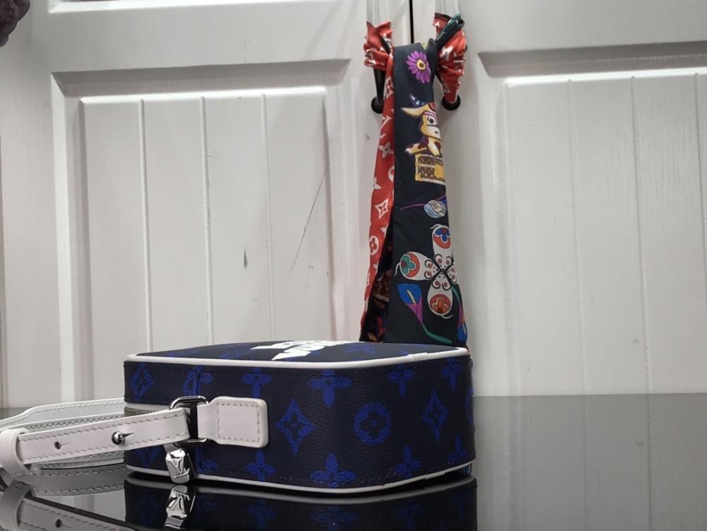 Elegant Shoulder Bag