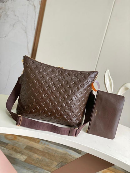 Modern Refined Gold Leather Shoulder Bag