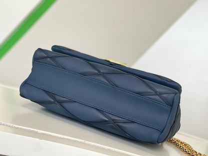 Stylish Quilted Lambskin Shoulder Bag – Limited Edition