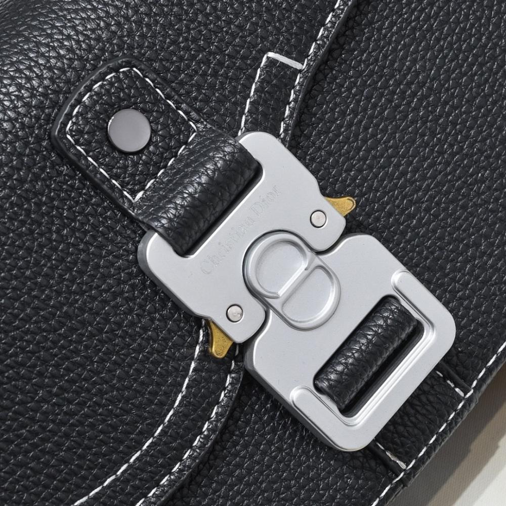 Stylish Refined Black Calfskin Shoulder Bag