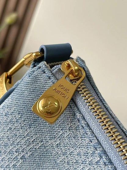 Stylish Refined Denim Shoulder Bag
