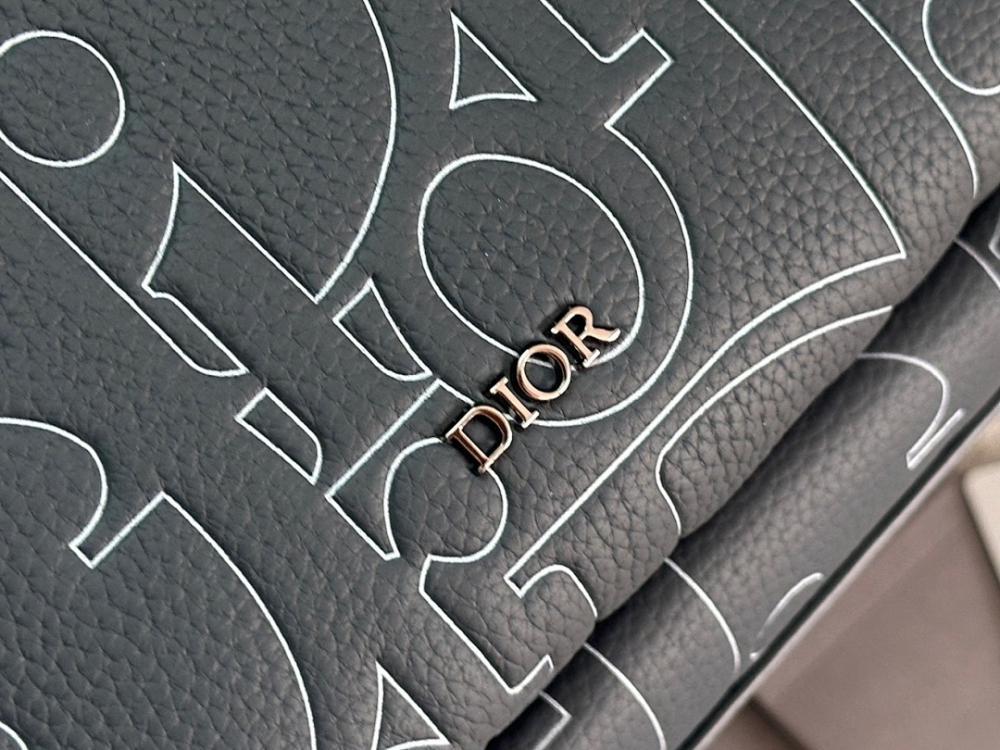 Elegant Blue Quilted Leather Shoulder Bag – Limited Edition