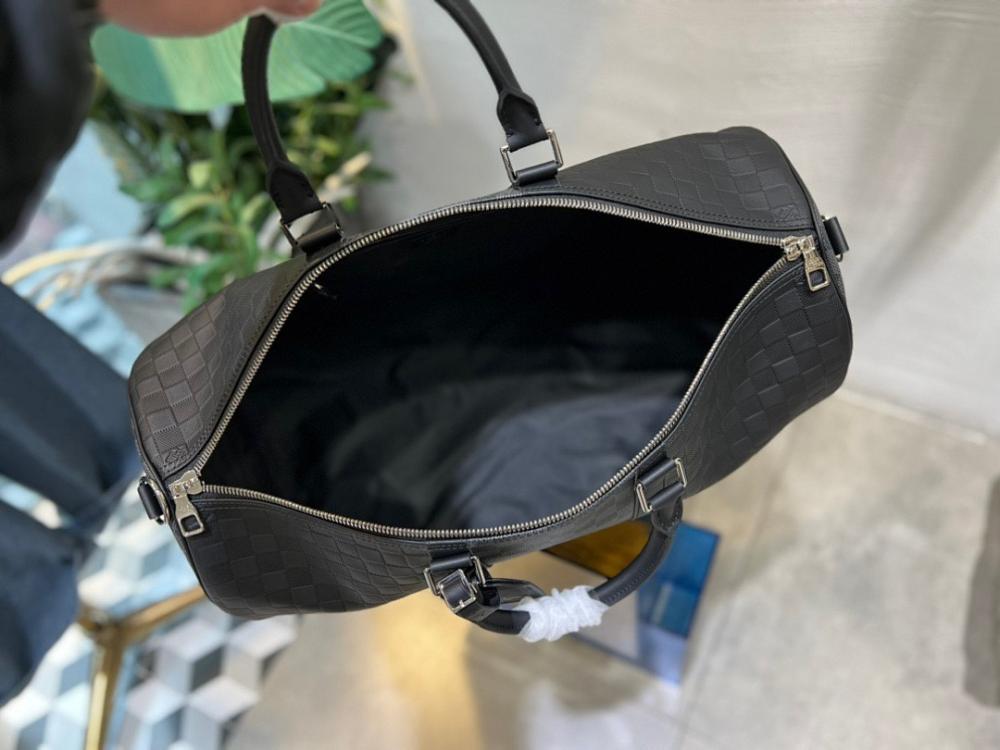 Modern Italian-Inspired Leather Top Handle Bag