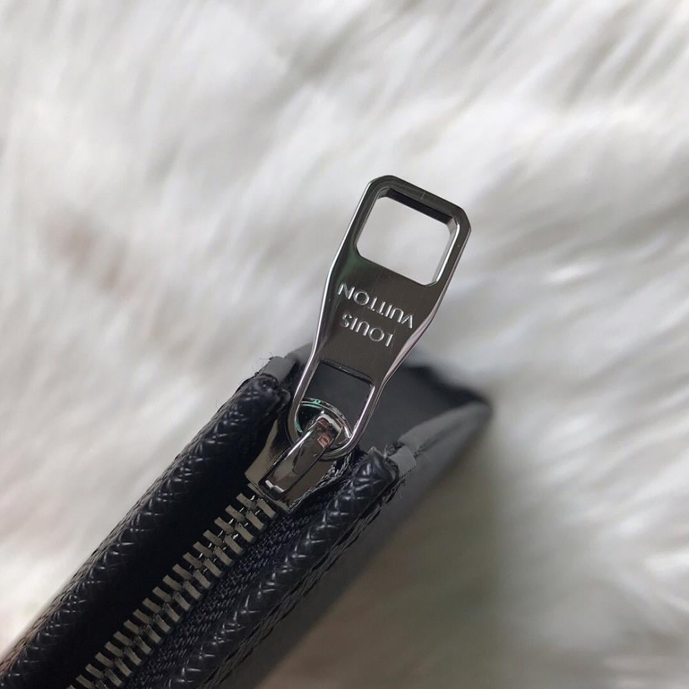 Modern Stylish Black Travel Bag
