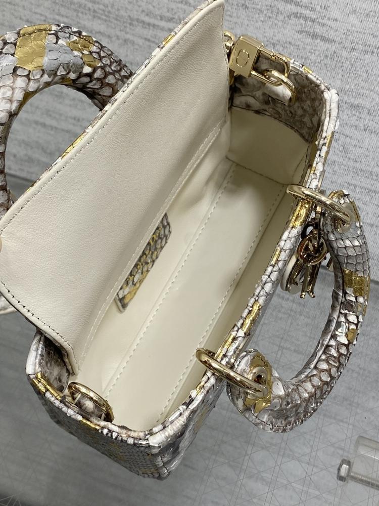 Elegant Leather Top Handle Bag