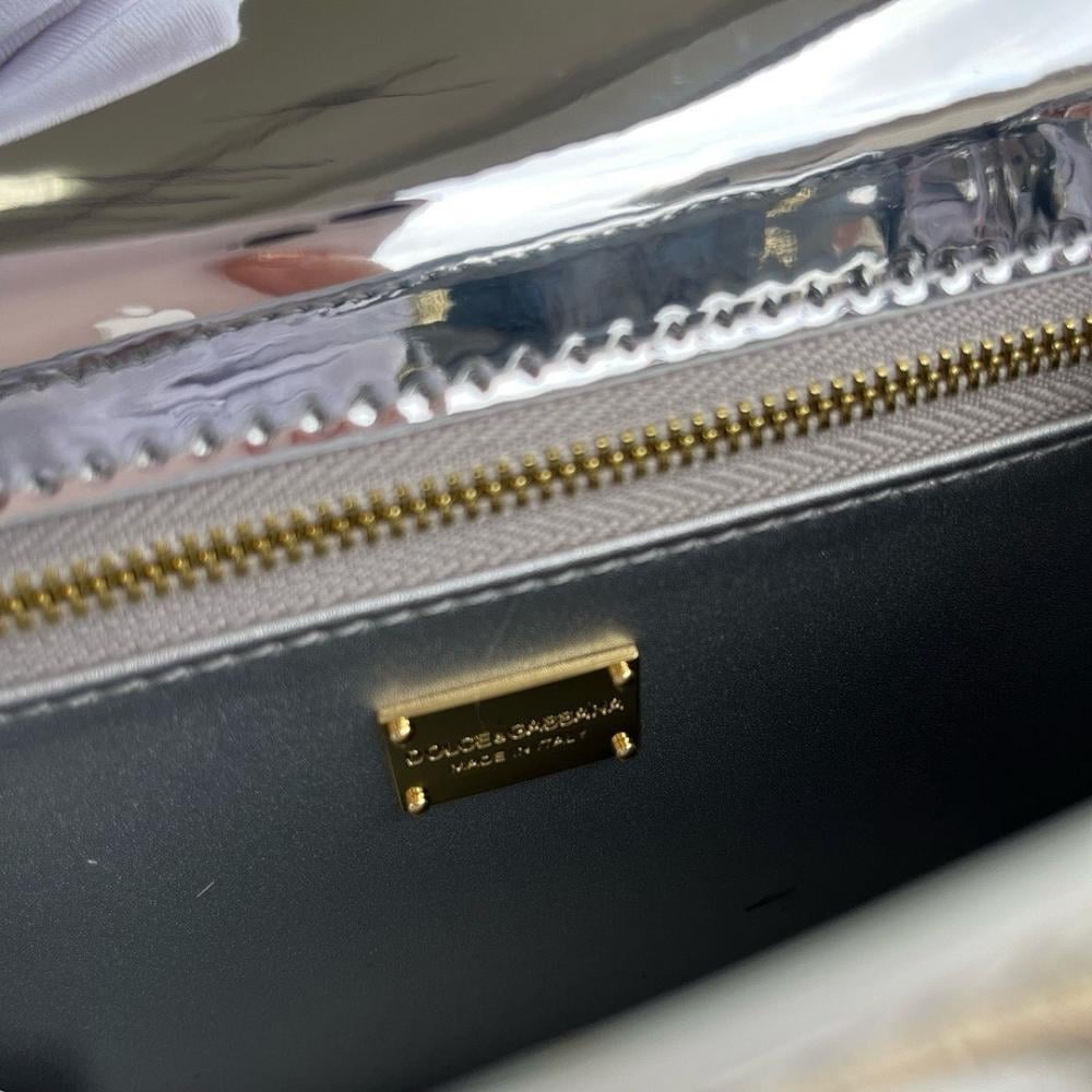 Luxury Refined Quilted Leather Shoulder Bag